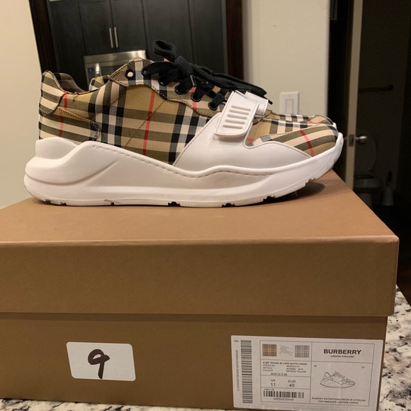 burberry runners